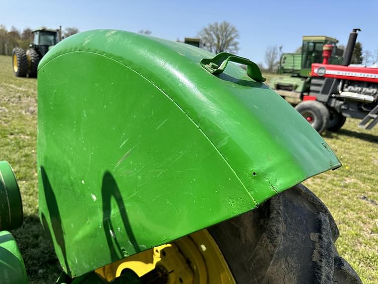 Main image John Deere A 18