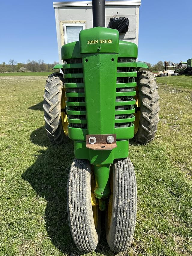 Thumbnail image John Deere A 25