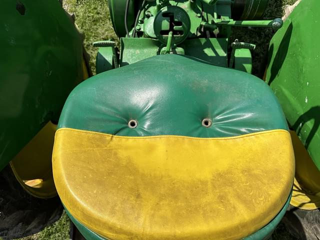 Thumbnail image John Deere A 28