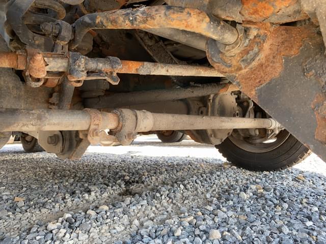 Image of Ford F-550 equipment image 3