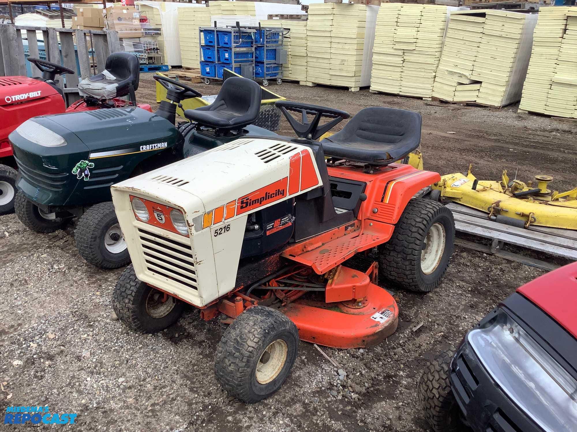 Main image Simplicity 5216