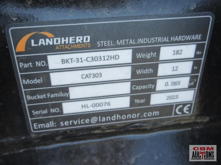 Main image Landhero CAT303 7