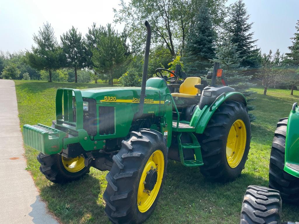 Main image John Deere 5320