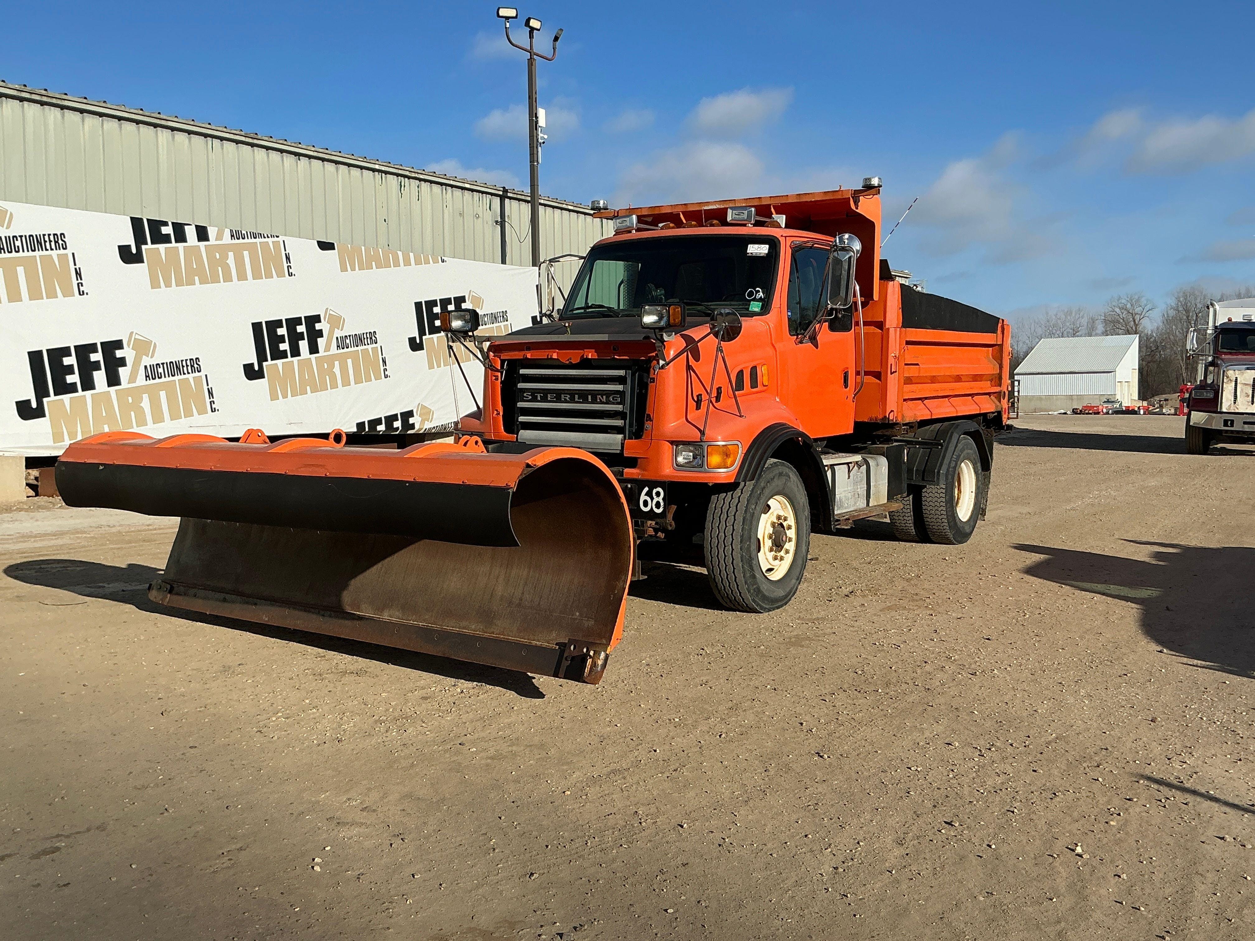 Main image Sterling L7500