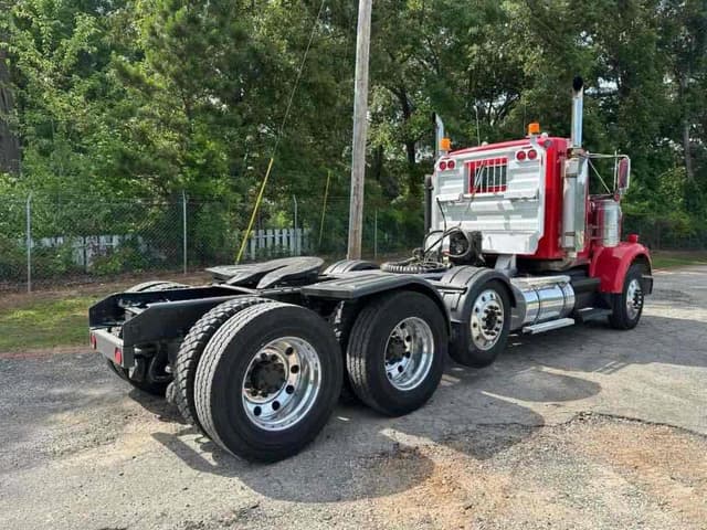 Image of Kenworth W900 equipment image 2