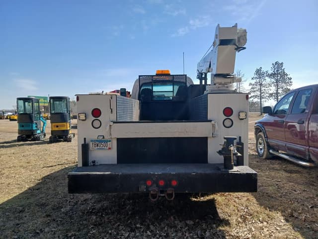 Image of Chevrolet C5500 equipment image 3