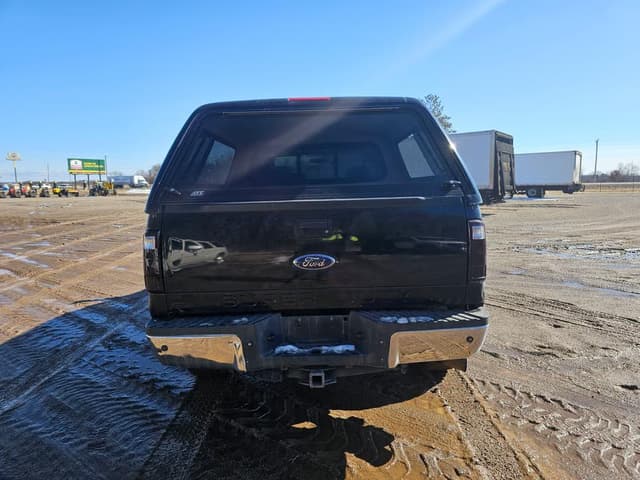 Image of Ford F-250 equipment image 3