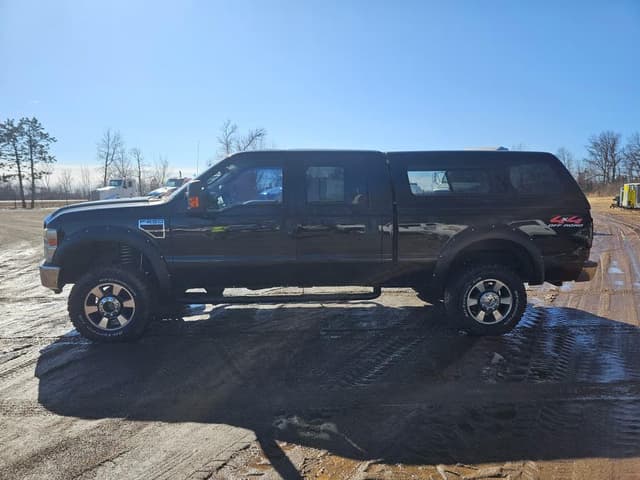 Image of Ford F-250 equipment image 1