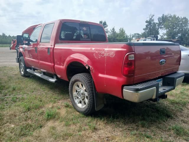 Image of Ford F-350 equipment image 2
