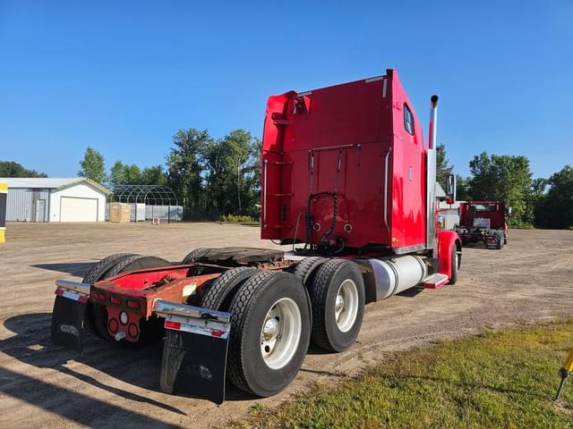 Image of Freightliner Coronado equipment image 4