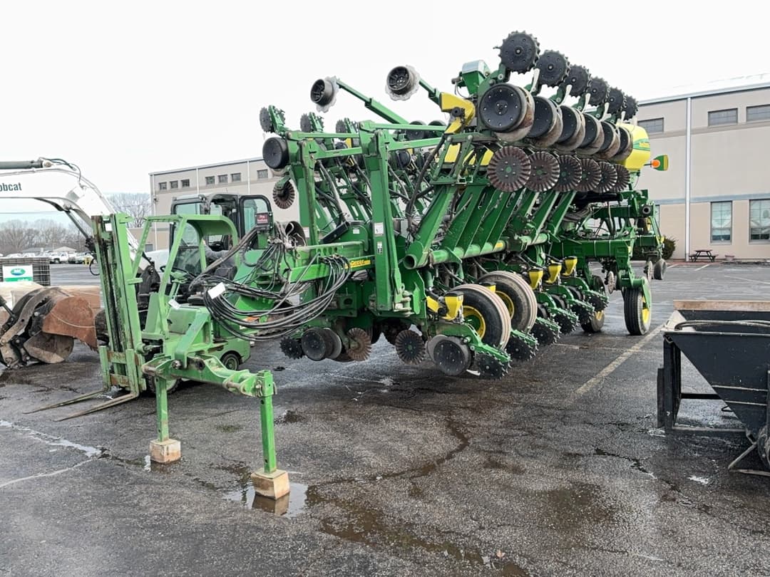 Image of John Deere 1790 Primary image