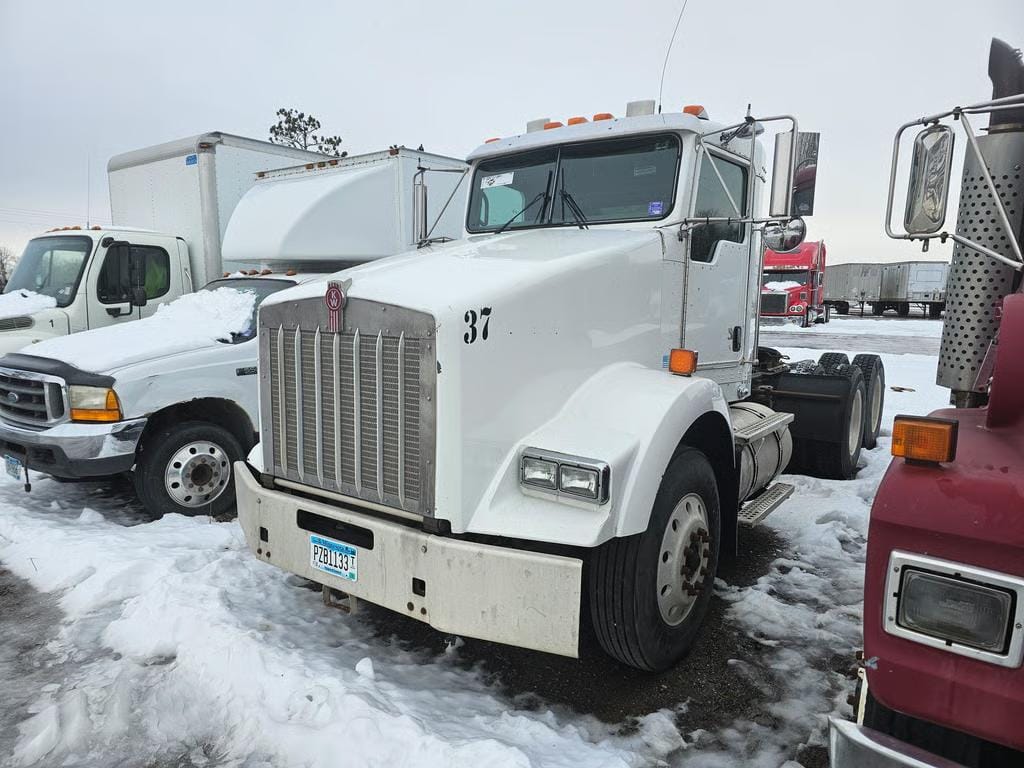 2008 Kenworth T800 Equipment Image0