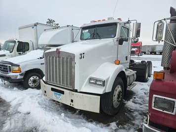 Main image Kenworth T800