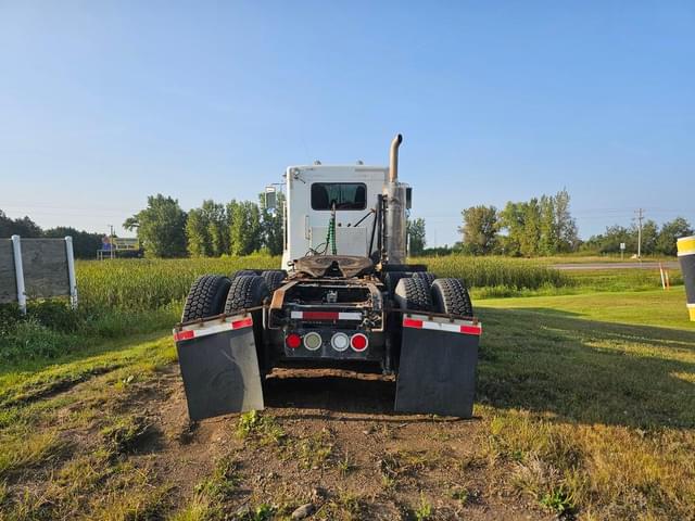 Image of Kenworth T800 equipment image 3