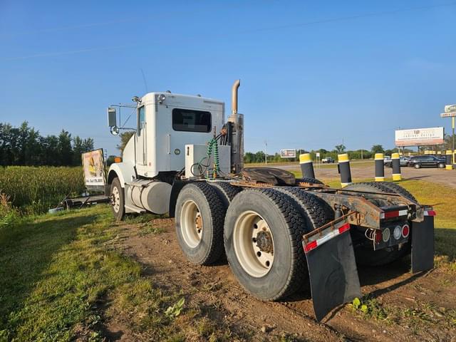 Image of Kenworth T800 equipment image 2