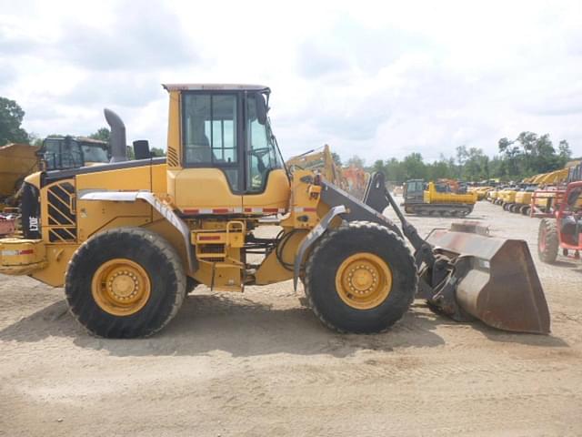 Image of Volvo L70F equipment image 2