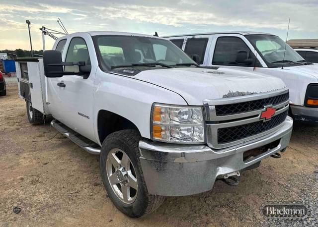 Image of Chevrolet 2500HD equipment image 3