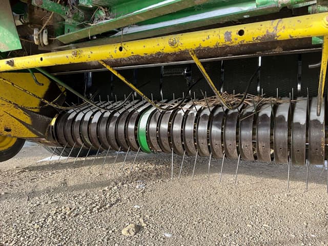 Image of John Deere 535 equipment image 3