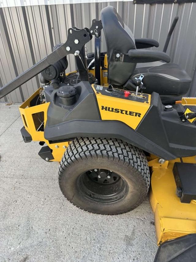Image of Hustler X-ONE equipment image 2