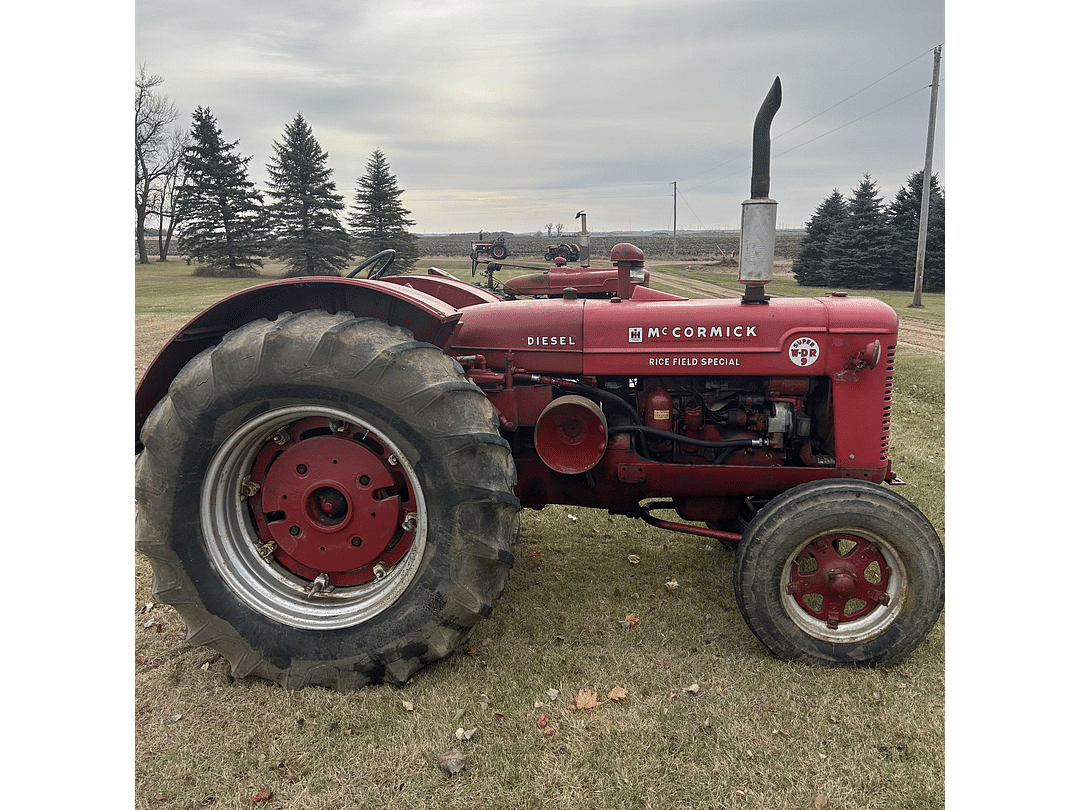 Image of McCormick-Deering Super WD-9 Primary image