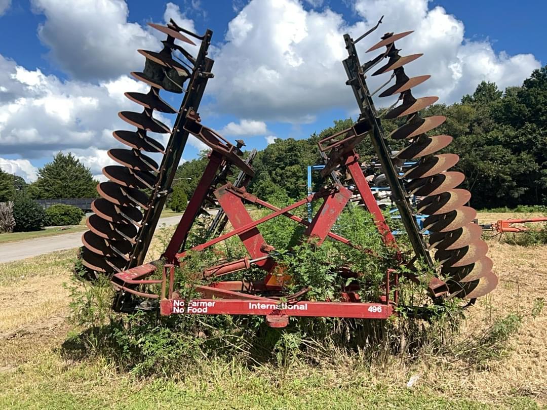 Image of International Harvester 496 Image 0