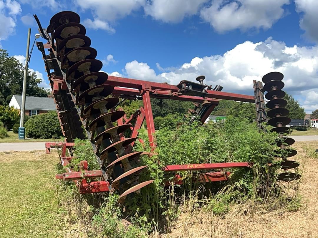 Image of International Harvester 496 Image 1