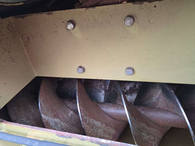 Image of Harvest International H1064XT equipment image 3