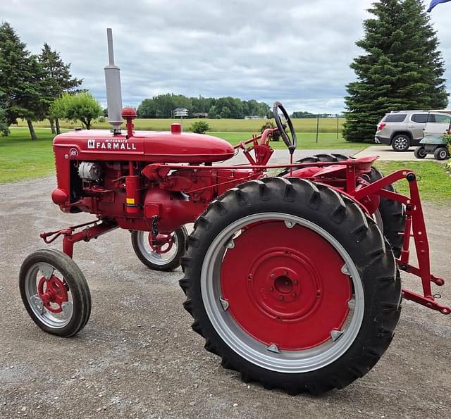 Image of Farmall Super AV equipment image 3