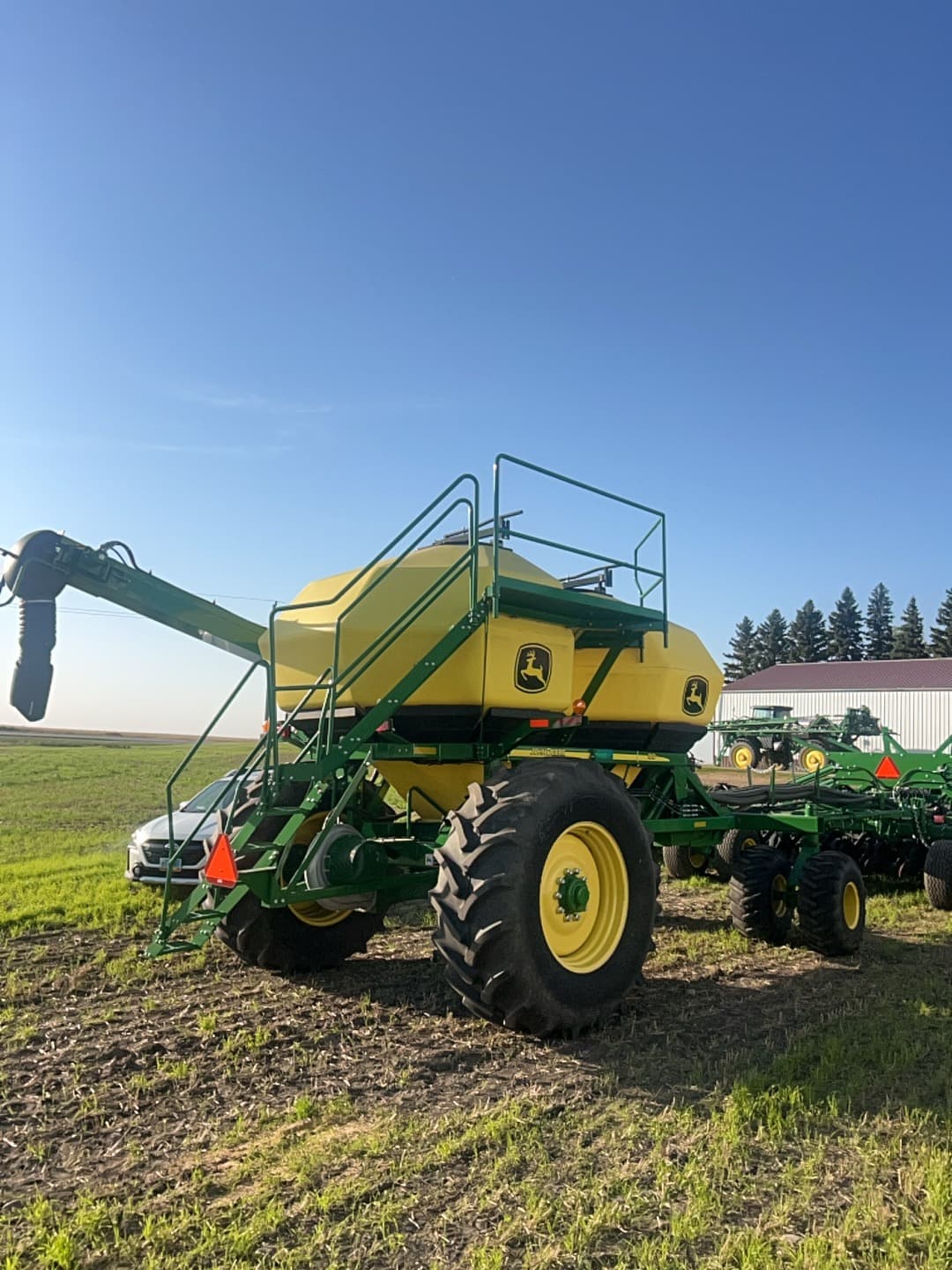 Image of John Deere 1890 Primary image