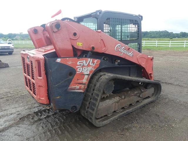 Image of Kubota SVL95-2S equipment image 2