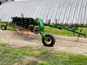 John Deere 3710 Image