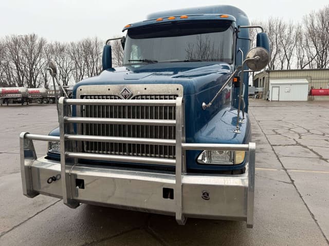 Image of International 9400i equipment image 3