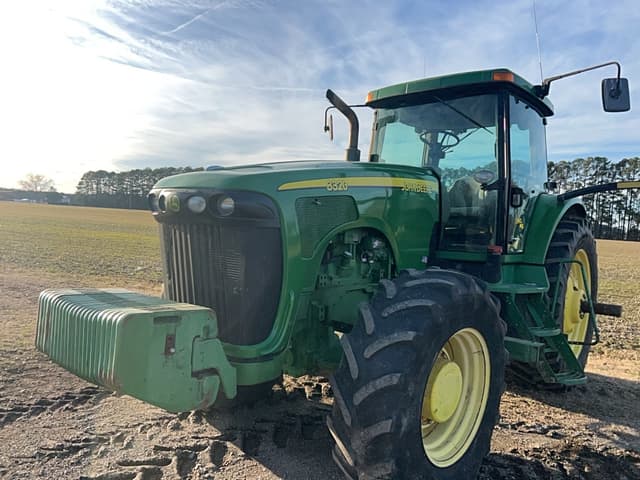 Image of John Deere 8320 equipment image 1