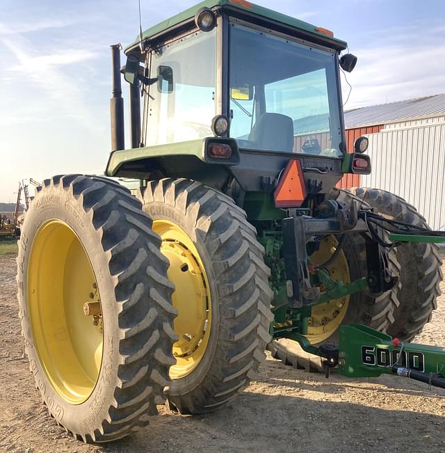 Image of John Deere 4440 equipment image 4