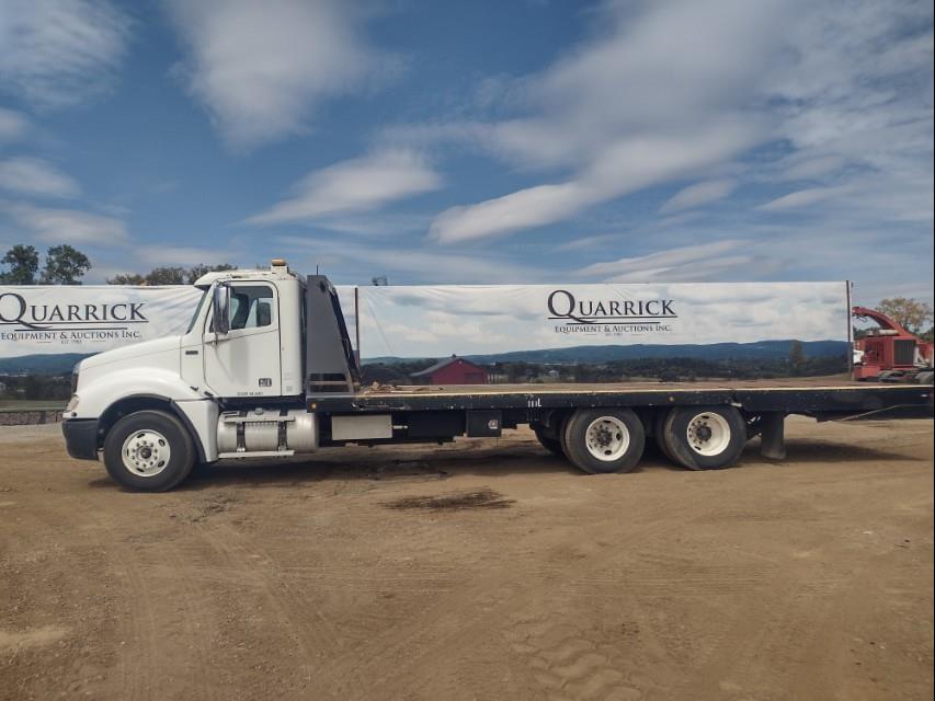 Image of Freightliner Columbia Primary image