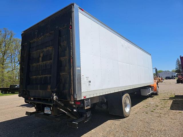 Image of Freightliner Business Class M2 equipment image 4