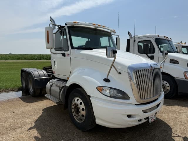 Image of International ProStar equipment image 2