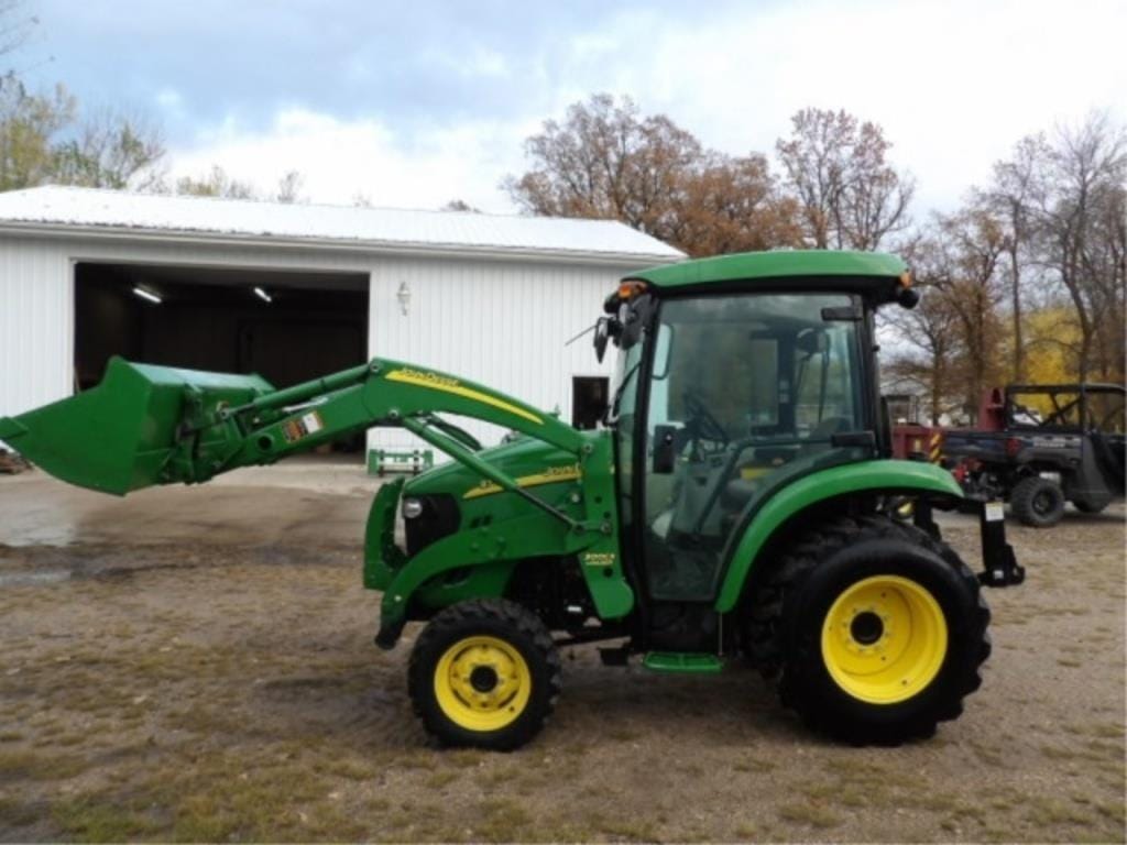 Main image John Deere 3720