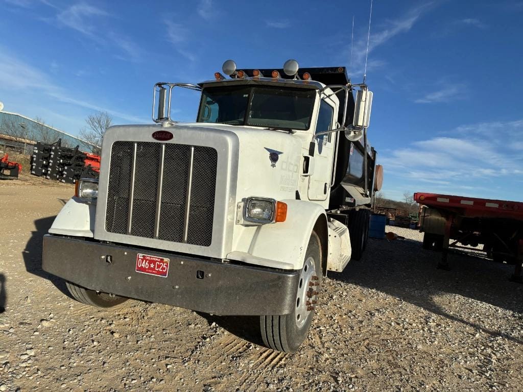 2009 Peterbilt 367 Equipment Image0