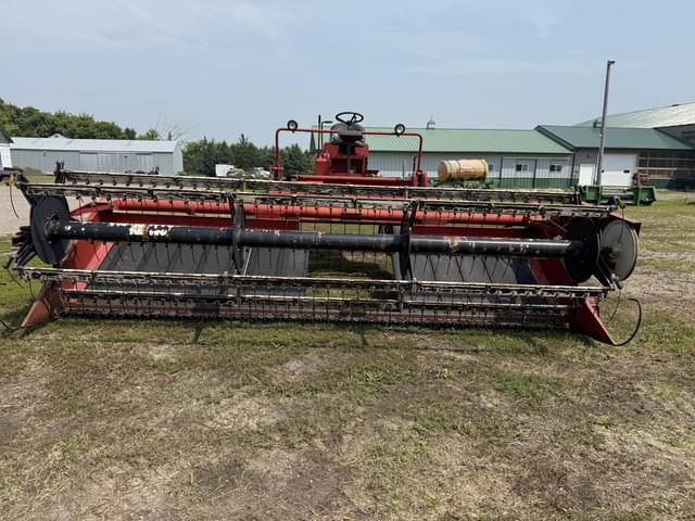Image of International Harvester 4000 equipment image 2