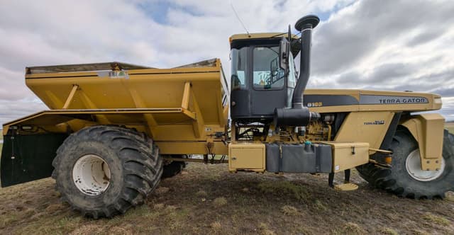 Image of Ag-Chem Terra-Gator 8103 equipment image 2