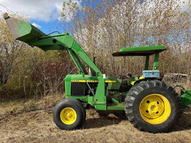 Image of John Deere 2440 equipment image 3