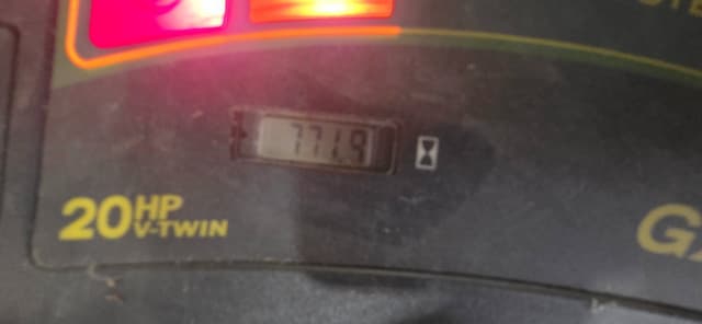 Image of John Deere GX255 equipment image 4