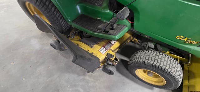 Image of John Deere GX255 equipment image 2