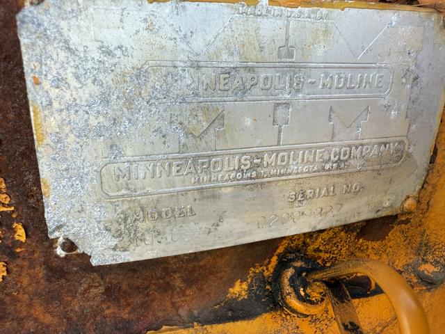Image of Minneapolis-Moline GB equipment image 2