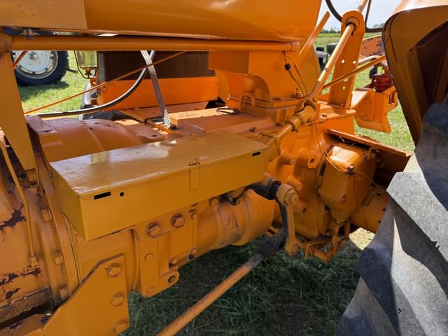 Image of Minneapolis-Moline GB equipment image 4