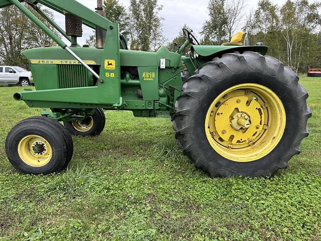 Image of John Deere 4010 equipment image 2