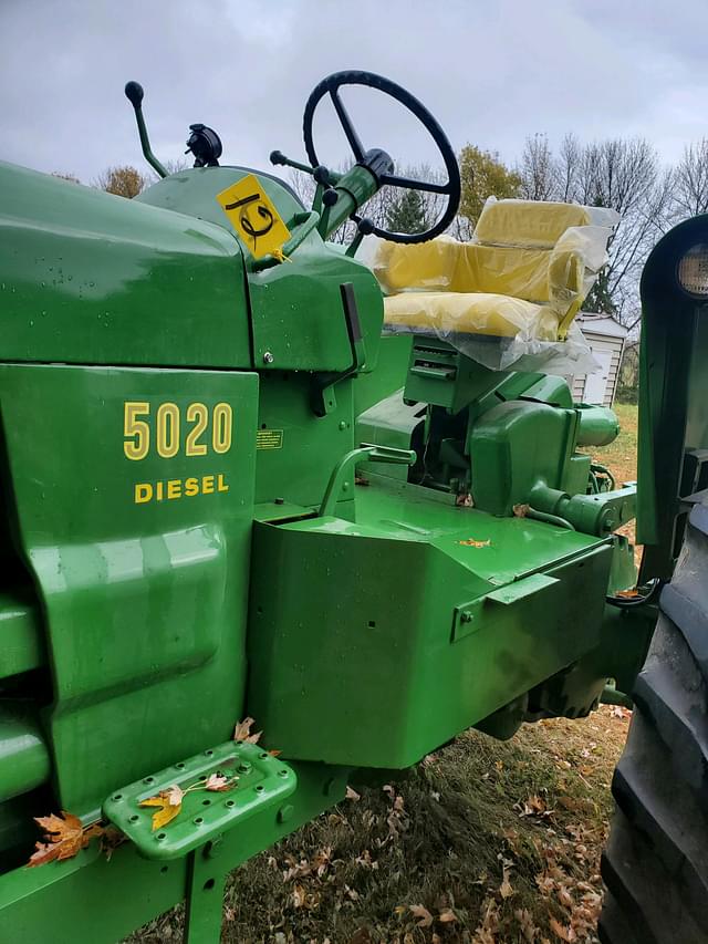 Image of John Deere 5020 equipment image 2