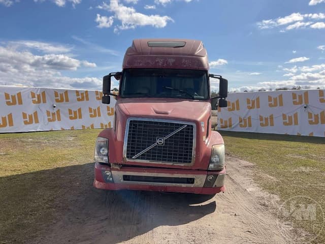 Image of Volvo VNL equipment image 1