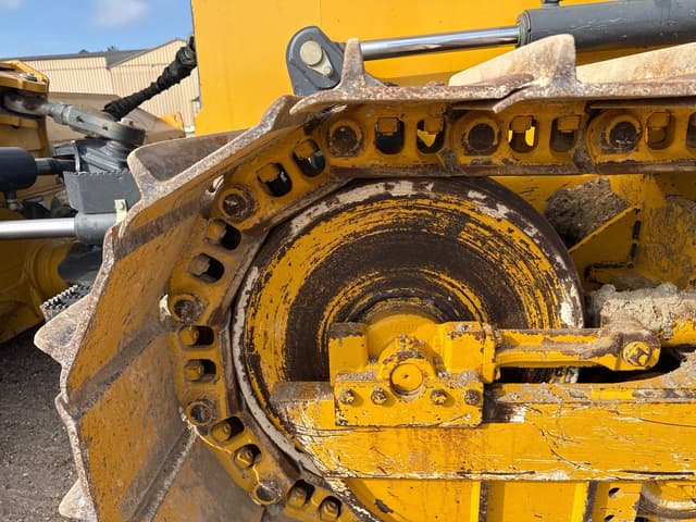 Image of John Deere 450K equipment image 4